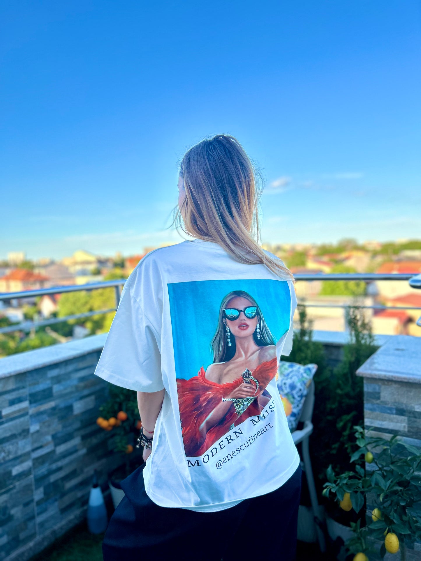 Liberté | Wearable Art T-Shirt
